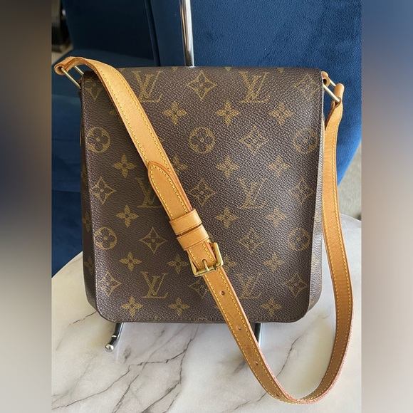 LOUIS VUITTON   Musette  Salsa short shoulder bag PM - Picture 3 of 16